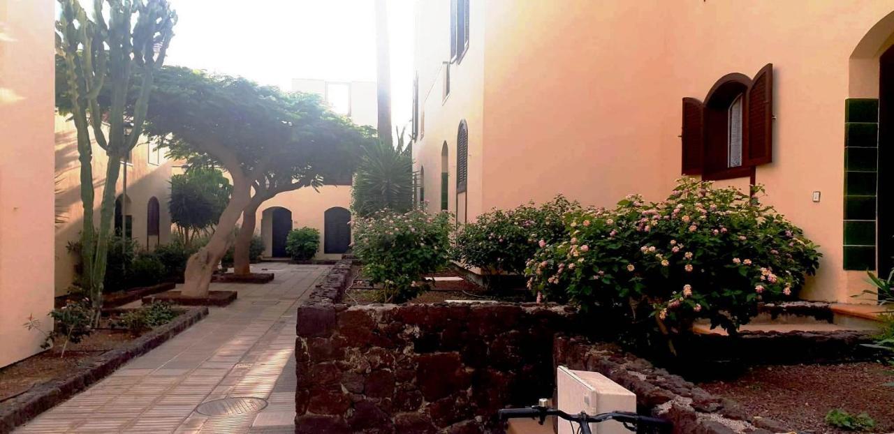 Apartament With Large Relax Terrace And Equipment *